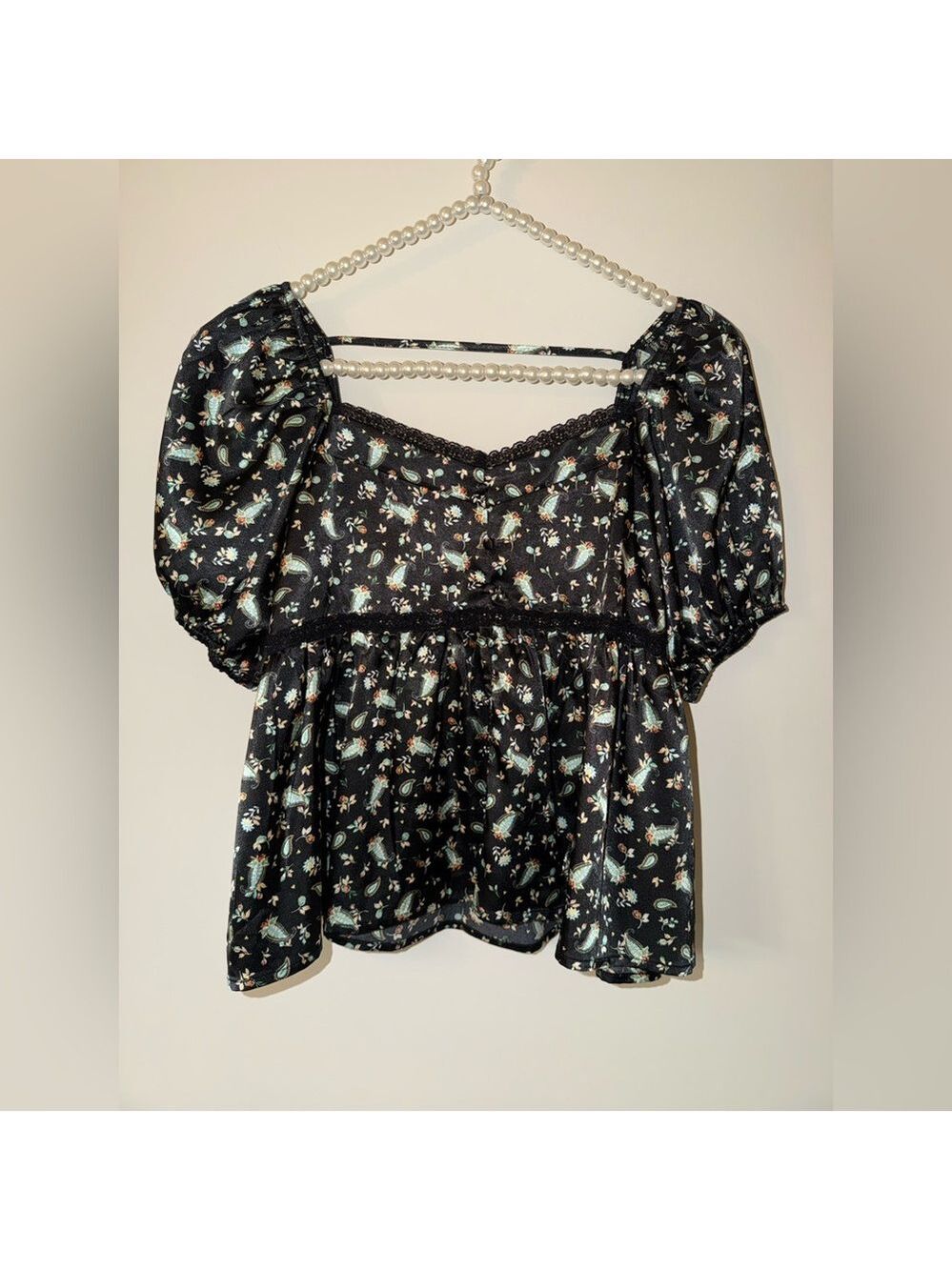 Love Fire Nordstrom Floral Long Sleeve V-Neck Crop Top Size XS/S Boho 🖤